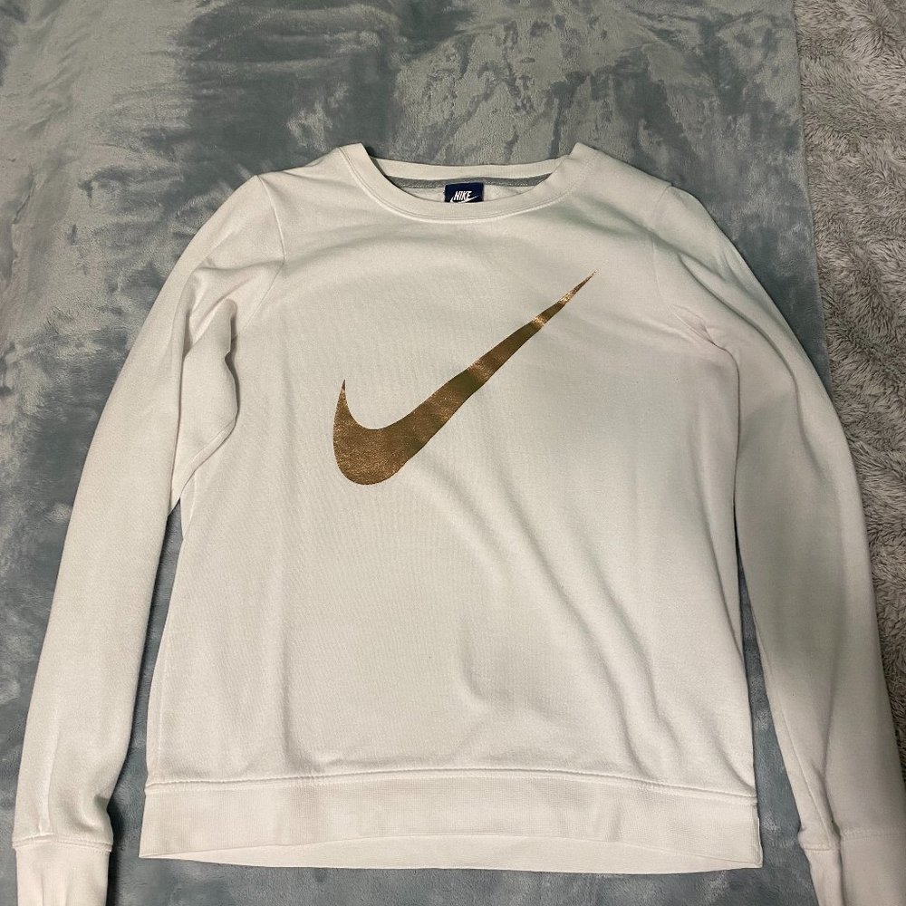 Long-Sleeve Nike Sweatshirt